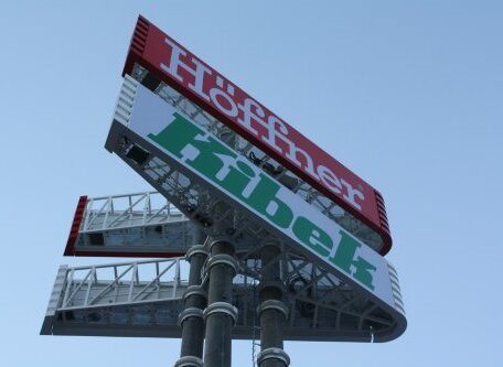 Světelná reklama Kibek 